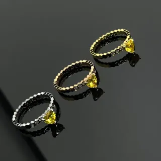 Zigzag Band Heart Yellow Gemstone Rings