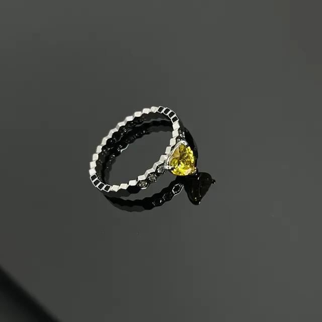Zigzag Band Heart Yellow Gemstone Rings 4