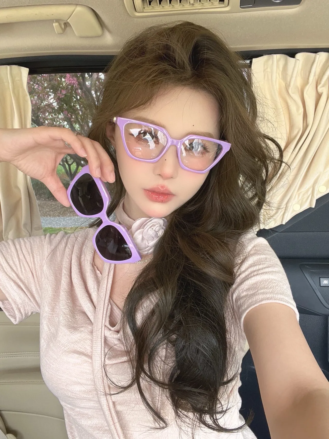 Gentle Monster White Pink Angular Cat-Eye Thick Acetate Frame Sunglasses 2
