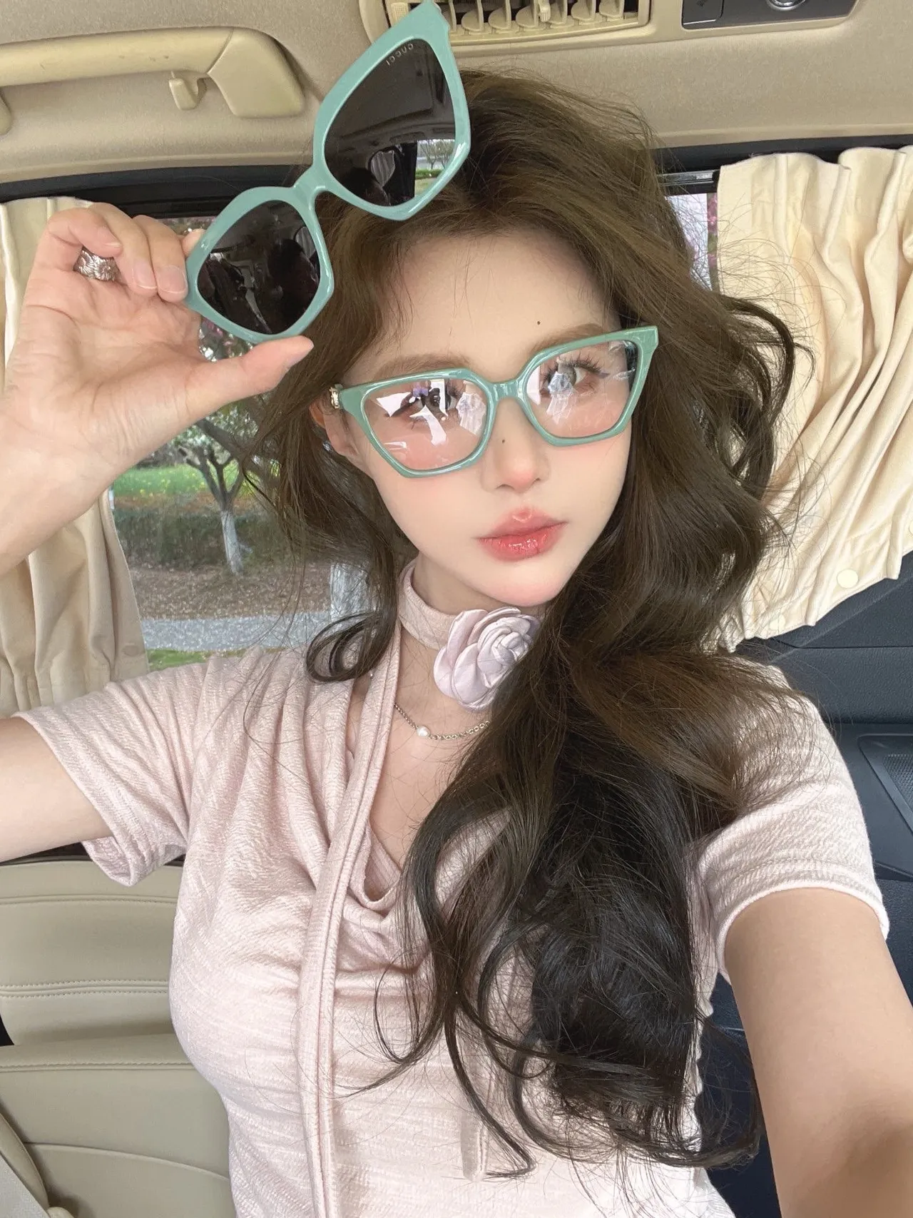 Gentle Monster White Pink Angular Cat-Eye Thick Acetate Frame Sunglasses 6