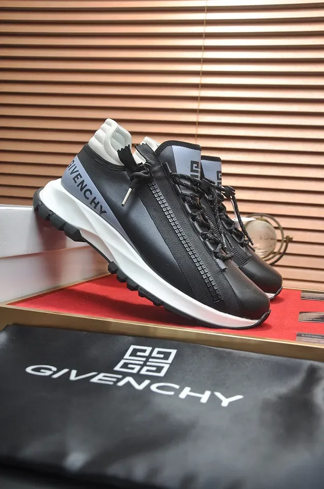 Givenchy City Sport حذاء أسلوب حياة أسود وأبيض 4