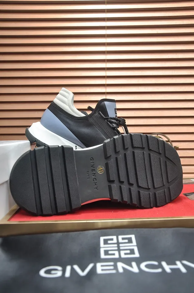 Givenchy City Sport حذاء أسلوب حياة أسود وأبيض 7