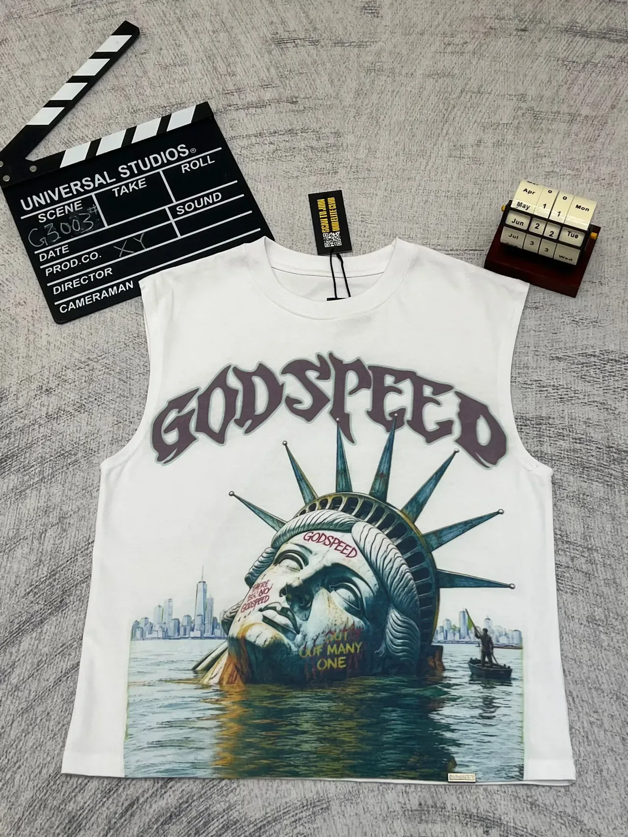 Godspeed تمثال الحرية المغمور توب جرافيكي 3