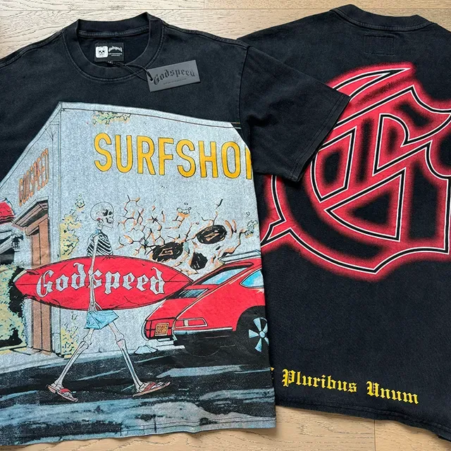 Godspeed Surfshop स्केलेटन ग्राफिक काली टी-शर्ट 4
