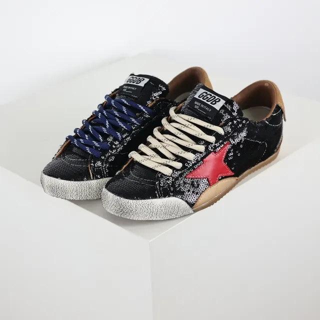 Golden Goose Superstar أحذية أسود ترتر نجم أحمر أسلوب حياة 2