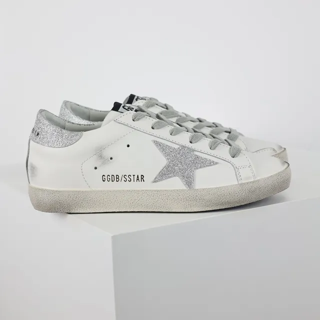 Golden Goose Superstar حذاء رياضي أبيض جلدي ديسترسد نجمة لامعة نمط حياة 3