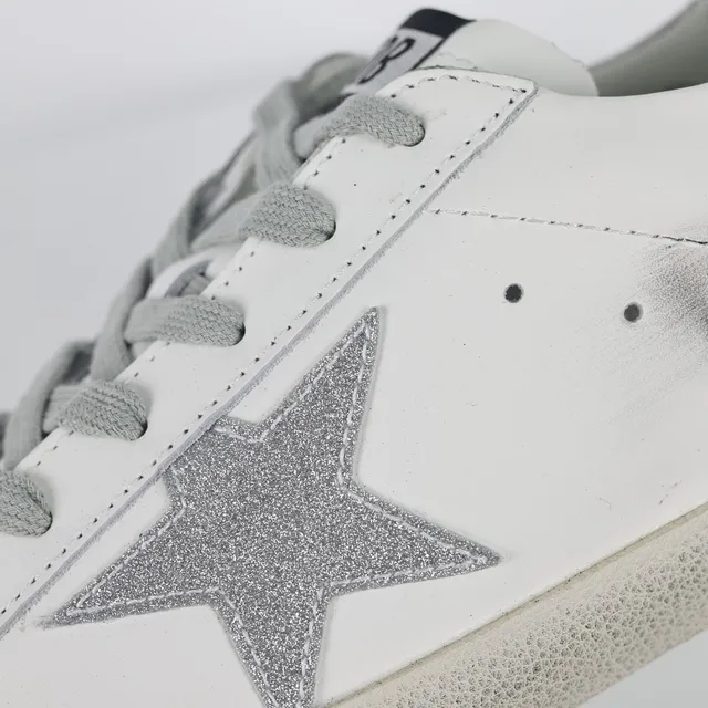Golden Goose Superstar حذاء رياضي أبيض جلدي ديسترسد نجمة لامعة نمط حياة 6