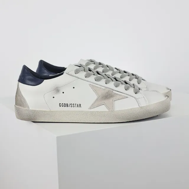 Golden Goose Superstar Sneakers Lifestyle En Cuir Blanc Vieilli 3