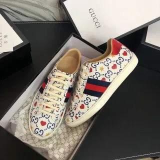 Gucci Ace GG Heart and Star Print Lifestyle Sneakers