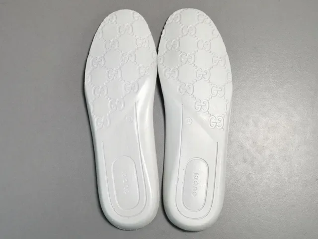 Gucci Ace White Red Blue Logo Lifestyle Sneakers 2