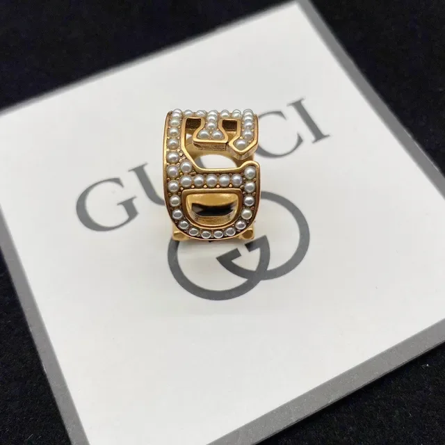 Gucci Alphabet Jewelry Gold White Pearl-Embellished Ring 3