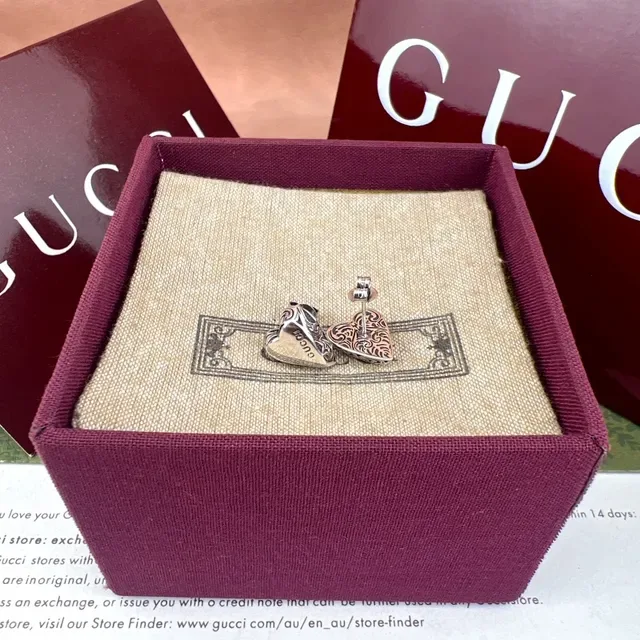 Gucci Ami de Coeur Heart-Shaped Gold and Silver Earrings 5