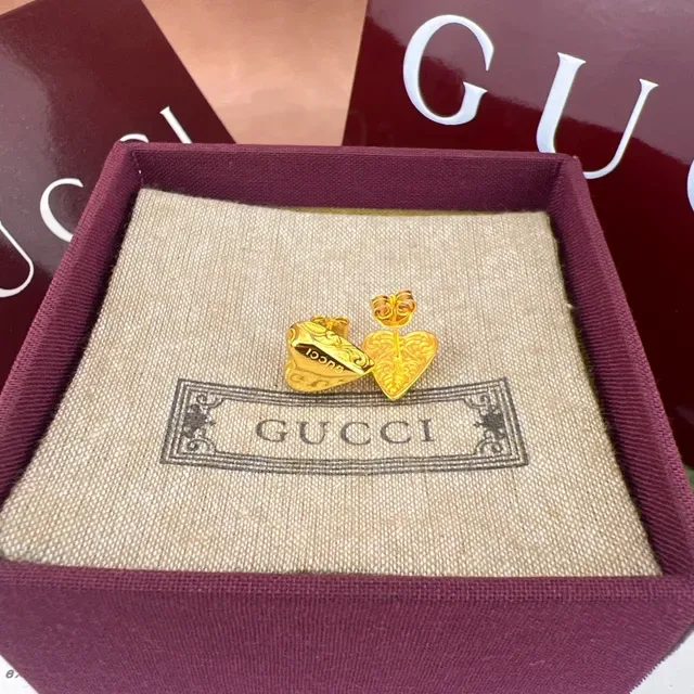 Gucci Ami de Coeur Heart-Shaped Gold and Silver Earrings 6