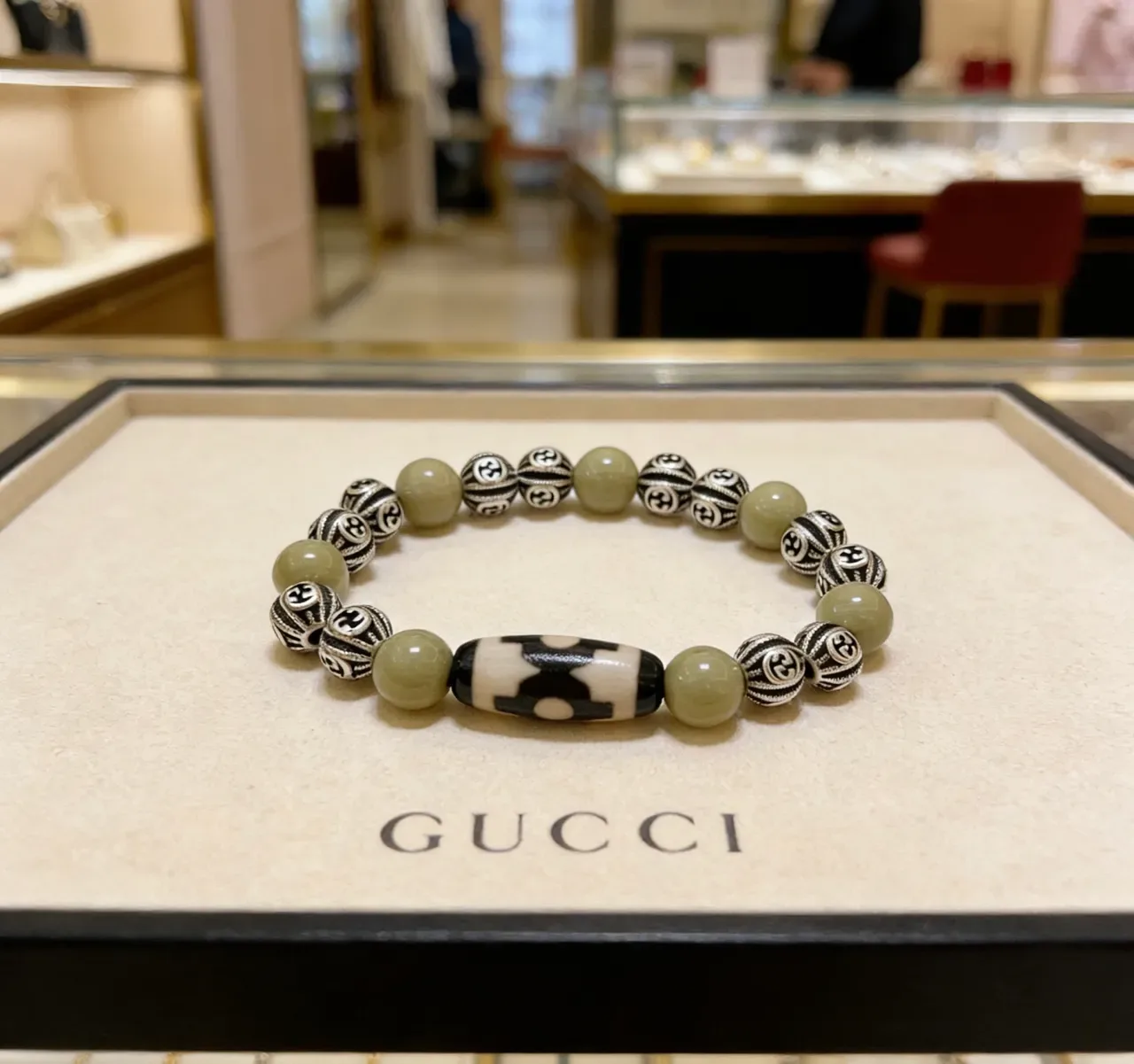 Gucci Beaded Olive Green and Silver-Tone Enamel Bracelet 9