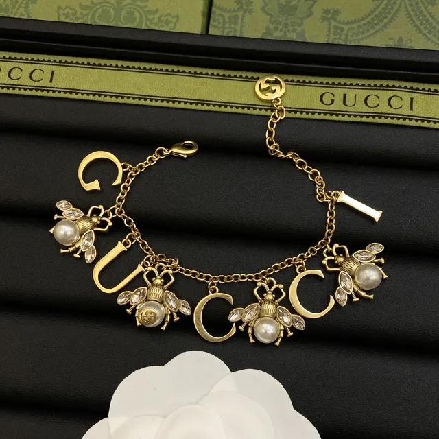 Gucci Bee Motif Gold-Tone Letter Charm Bracelet 4