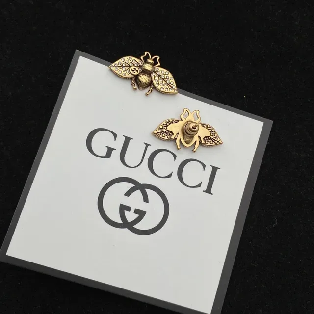 Gucci Collier Doré Transparente Incrusté de Cristaux Chaîne Maillon Motif d'Abeille 3