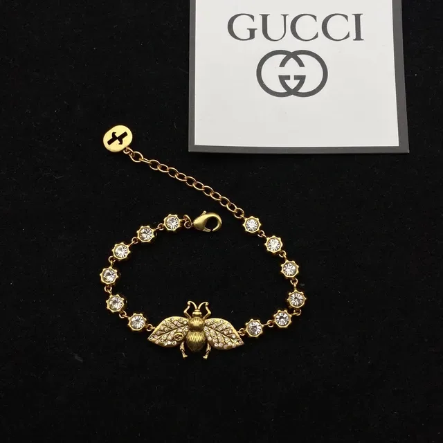 Gucci Collier Doré Transparente Incrusté de Cristaux Chaîne Maillon Motif d'Abeille 8