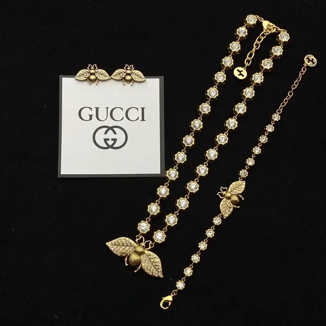 Gucci Collier Doré Transparente Incrusté de Cristaux Chaîne Maillon Motif d'Abeille 9