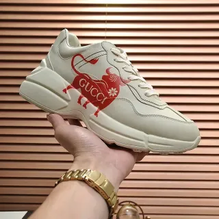 Gucci بيج أحمر حذاء كومبي جلد علوي سنيكرز أسلوب حياة