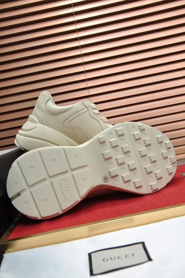 Gucci بيج أحمر حذاء كومبي جلد علوي سنيكرز أسلوب حياة 2