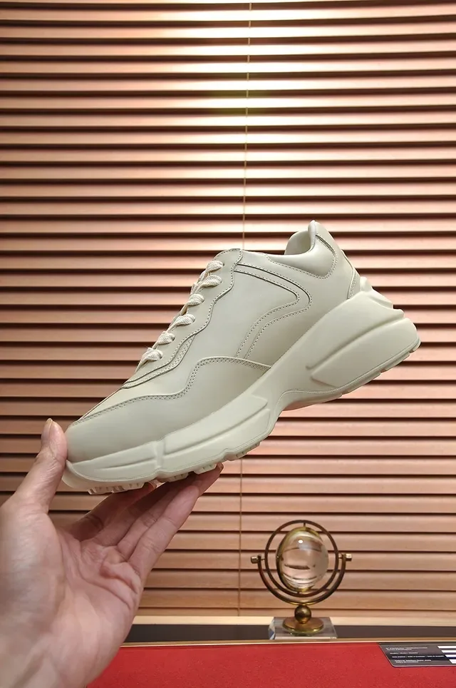 Gucci بيج أحمر حذاء كومبي جلد علوي سنيكرز أسلوب حياة 3