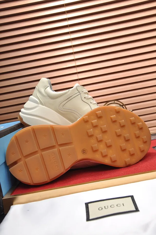 Gucci Beige Red Midsole Oversized Logo Chunky Sneakers 3