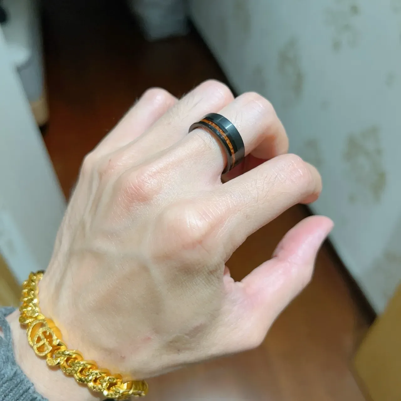 Gucci Black Brown Ceramic Or Metal Wood Inlay Accent Ring 8