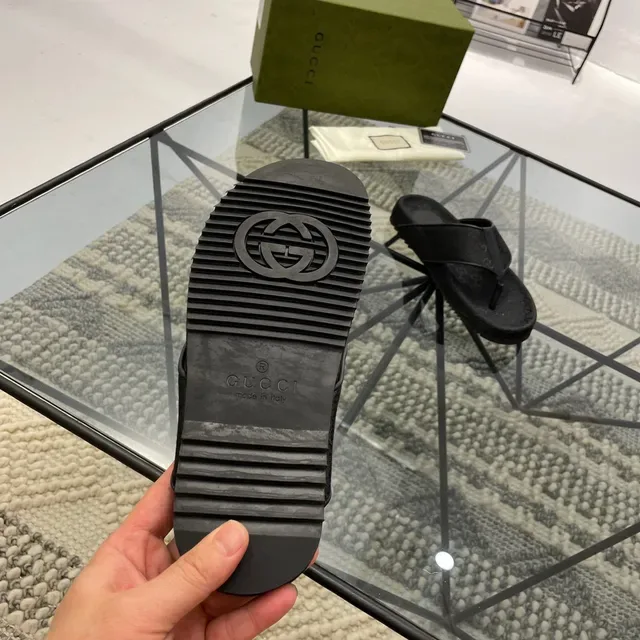 Gucci Black GG Monogram Canvas Thong Slide Slippers 2