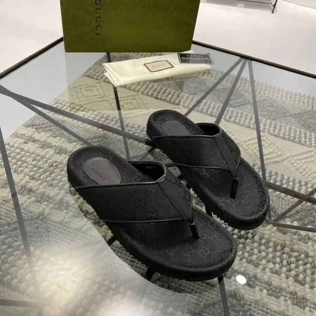 Gucci Black GG Monogram Canvas Thong Slide Slippers 8
