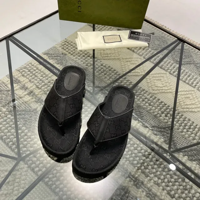 Gucci Black GG Monogram Canvas Thong Slide Slippers 9