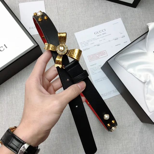 Gucci Bow Pearl and Stud Leather Belt 6