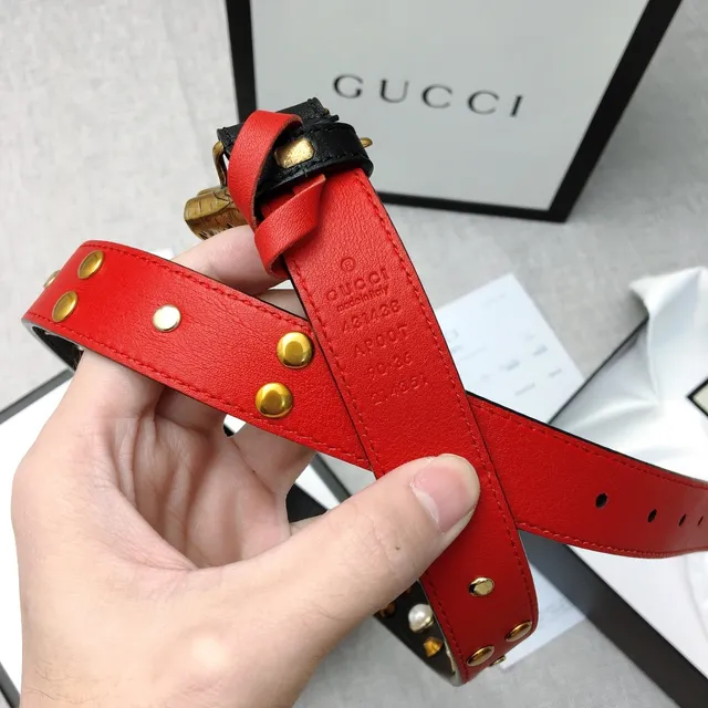 Gucci Bow Pearl and Stud Leather Belt 7
