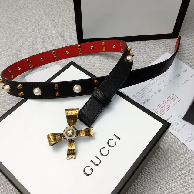 Gucci Bow Pearl and Stud Leather Belt 9