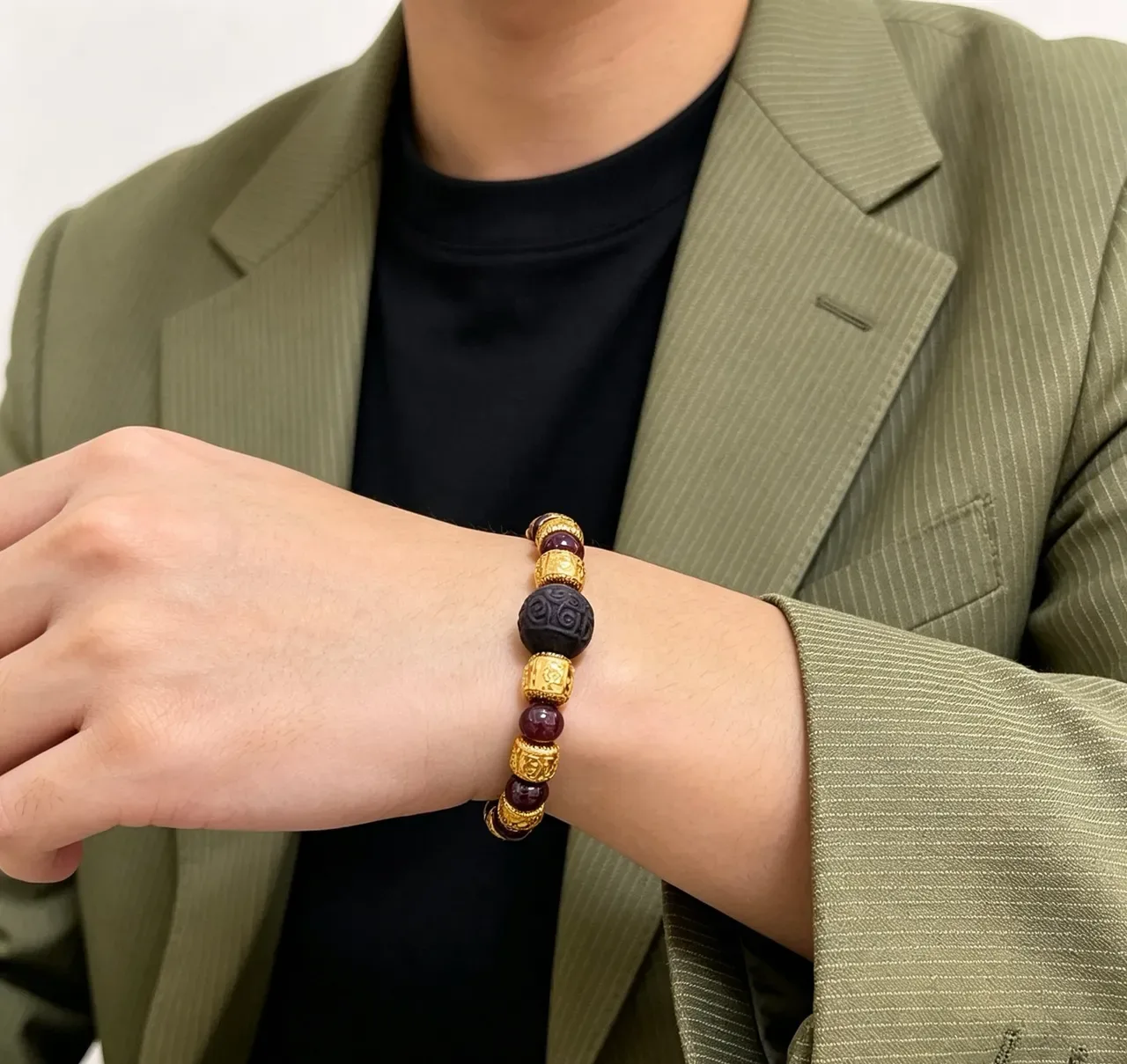 Gucci Burgundy Gold Beaded Metal Accents Bracelet 8