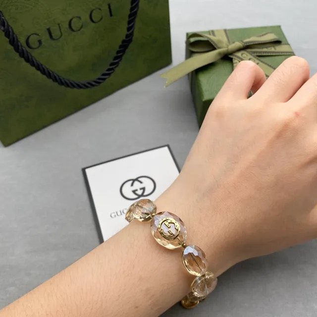 Gucci Crystal Bead and Floral Pendant Bracelet 6