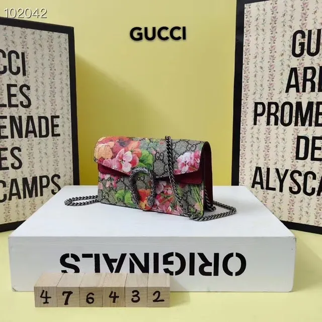 Gucci Dionysus Beige Noir GG Monogram Toile Clasp Horsebit Sac 9