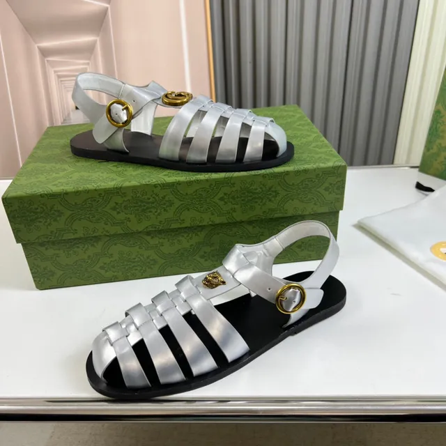Gucci Dionysus Lanières en cuir métalliques argentées et dorées Semelle en caoutchouc noir Sandales Gladiator 4