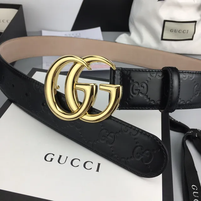 Ceinture Gucci Double G Noir Doré Gravé GG Monogramme Boucle Interlocking en Cuir 5