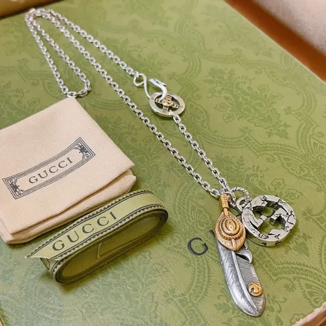 Gucci Double G Feather Pendant Silver-Tone Necklace 7