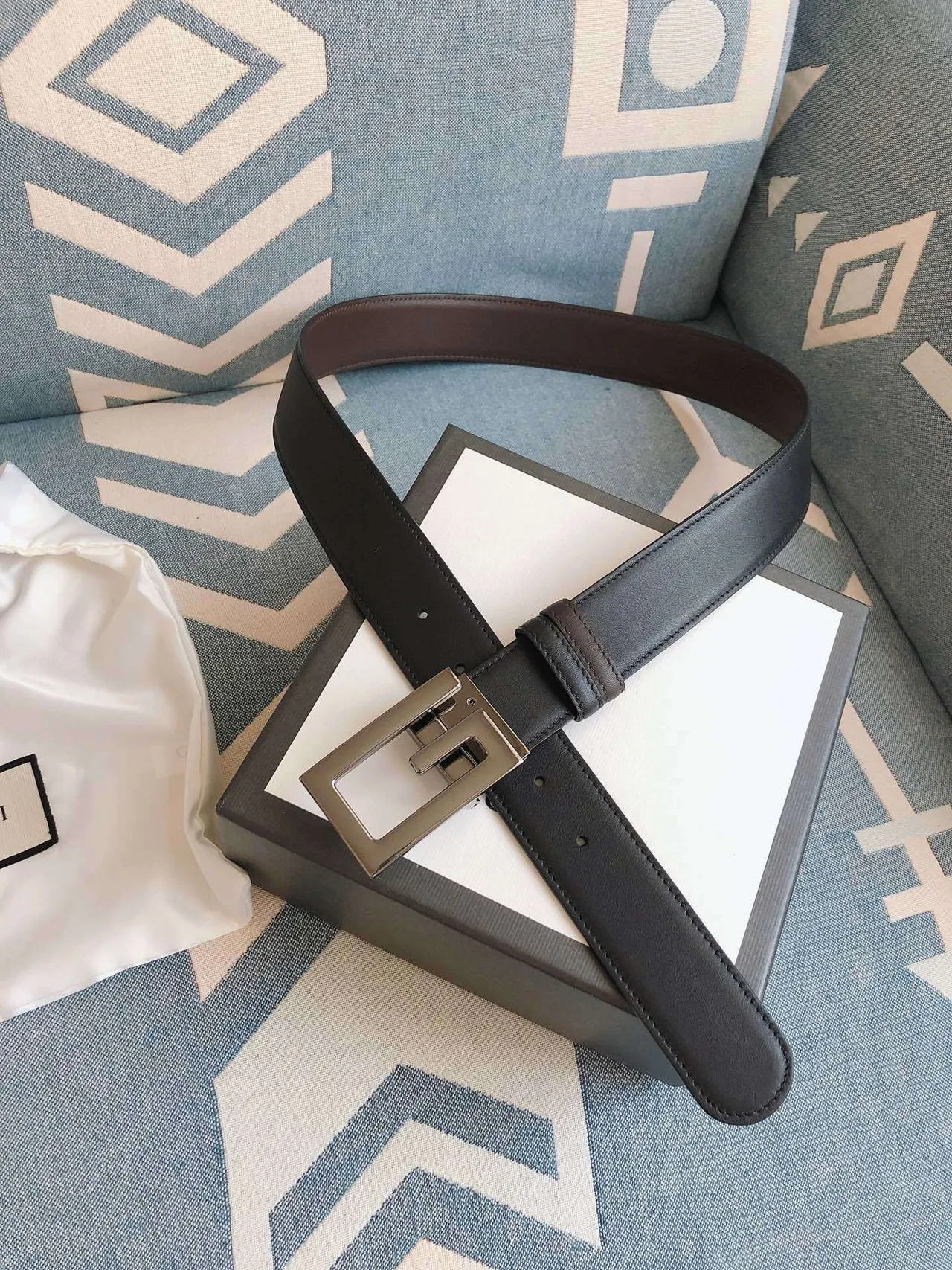 Gucci G-G Buckle Belt Black Brown Smooth Silver-Tone Leather Belt 2