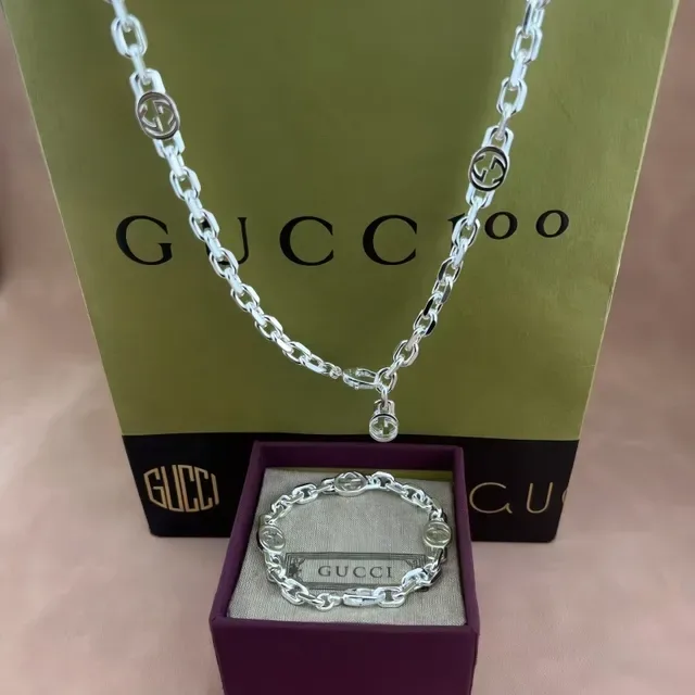 Gucci GG Chain Interlocking G Medallion Silver-Tone Necklace 6