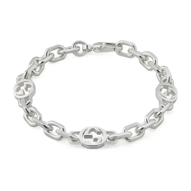 Gucci GG Chain Interlocking G Medallion Silver-Tone Necklace 9