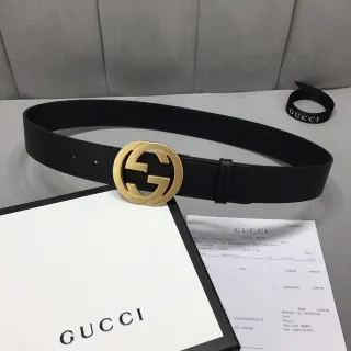 Gucci GG Marmont Black Gold Interlocking G Buckle Smooth Leather Belt