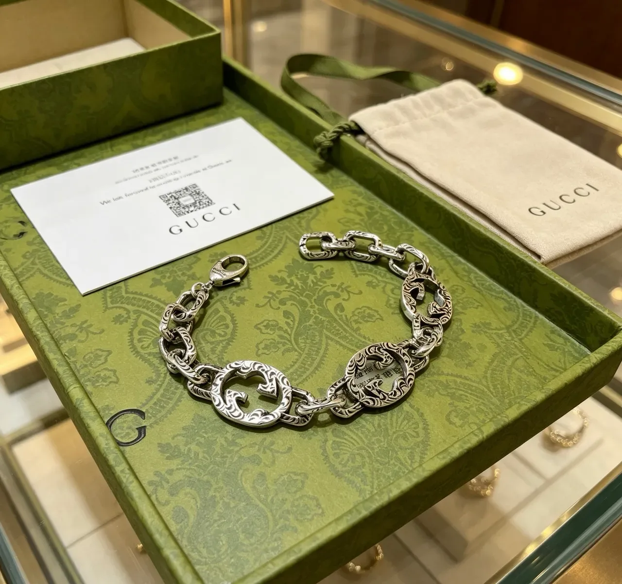Gucci GG Marmont Pulseira Corrente Ton Prateado Gravada Motivo Double-G 4