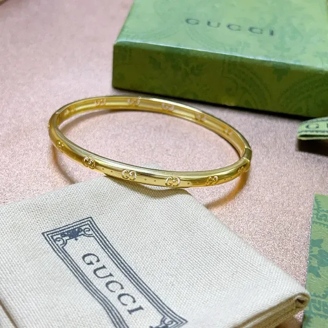 Gucci GG Marmont Gold Green Interlocking Motif Bracelet 4