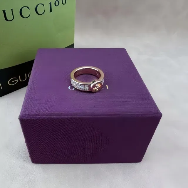 Gucci GG Marmont Gold Transparent Interlocking G Logo Baguette-Cut Stones Ring 2