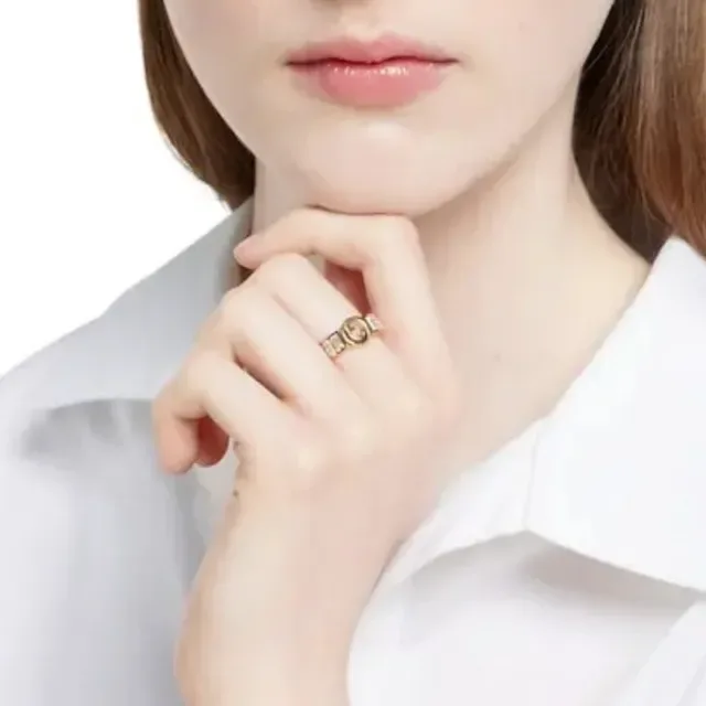 Gucci GG Marmont Gold Transparent Interlocking G Logo Baguette-Cut Stones Ring 9