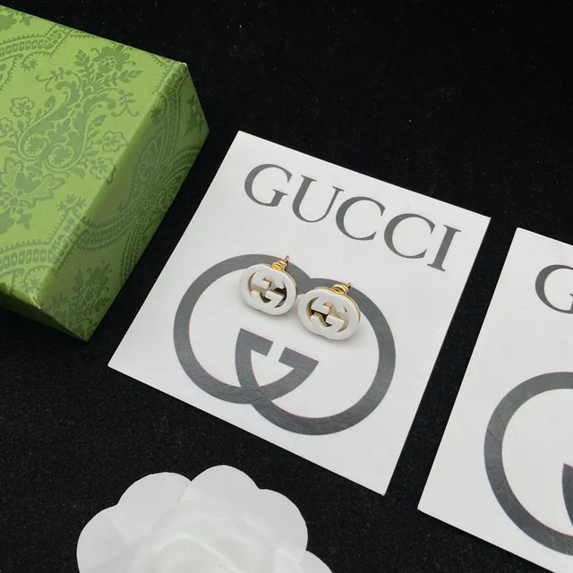 Gucci GG Marmont Gold White Chain Resin Logo Necklace 4