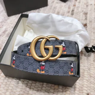Gucci GG Marmont भूरा बहुरंगी इंटरलॉकिंग स्वर्णिम टोन बकल मिकी माउस किरदार प्रिंट चमड़े की बेल्ट
