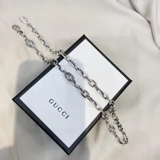 Gucci GG Marmont Interlocking G Collier Chaîne d'Argent